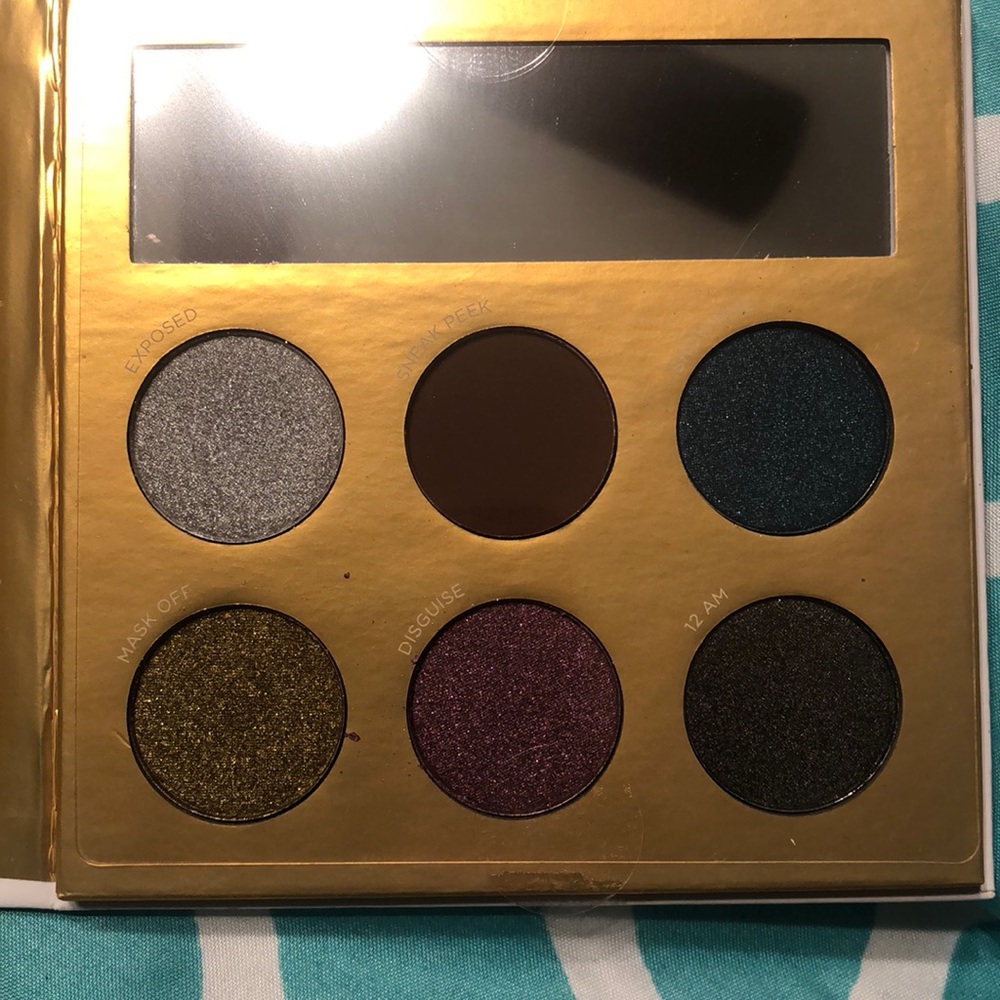 Brand new! Midnight Masquerade Palette - Picture 3 of 4
